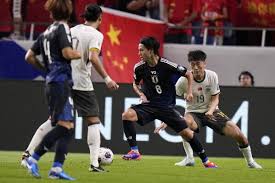 探索国内足